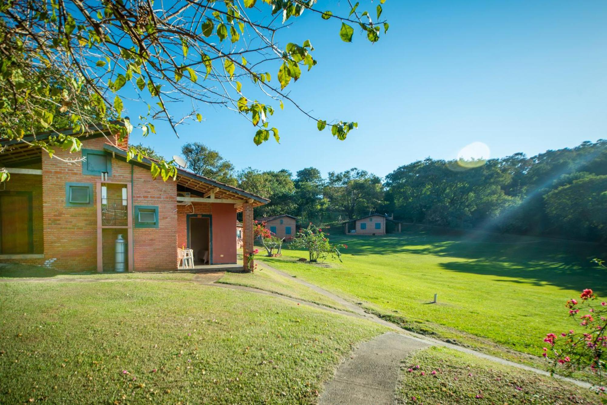 Hotel Fazenda Reviver Araçoiaba da Serra Esterno foto