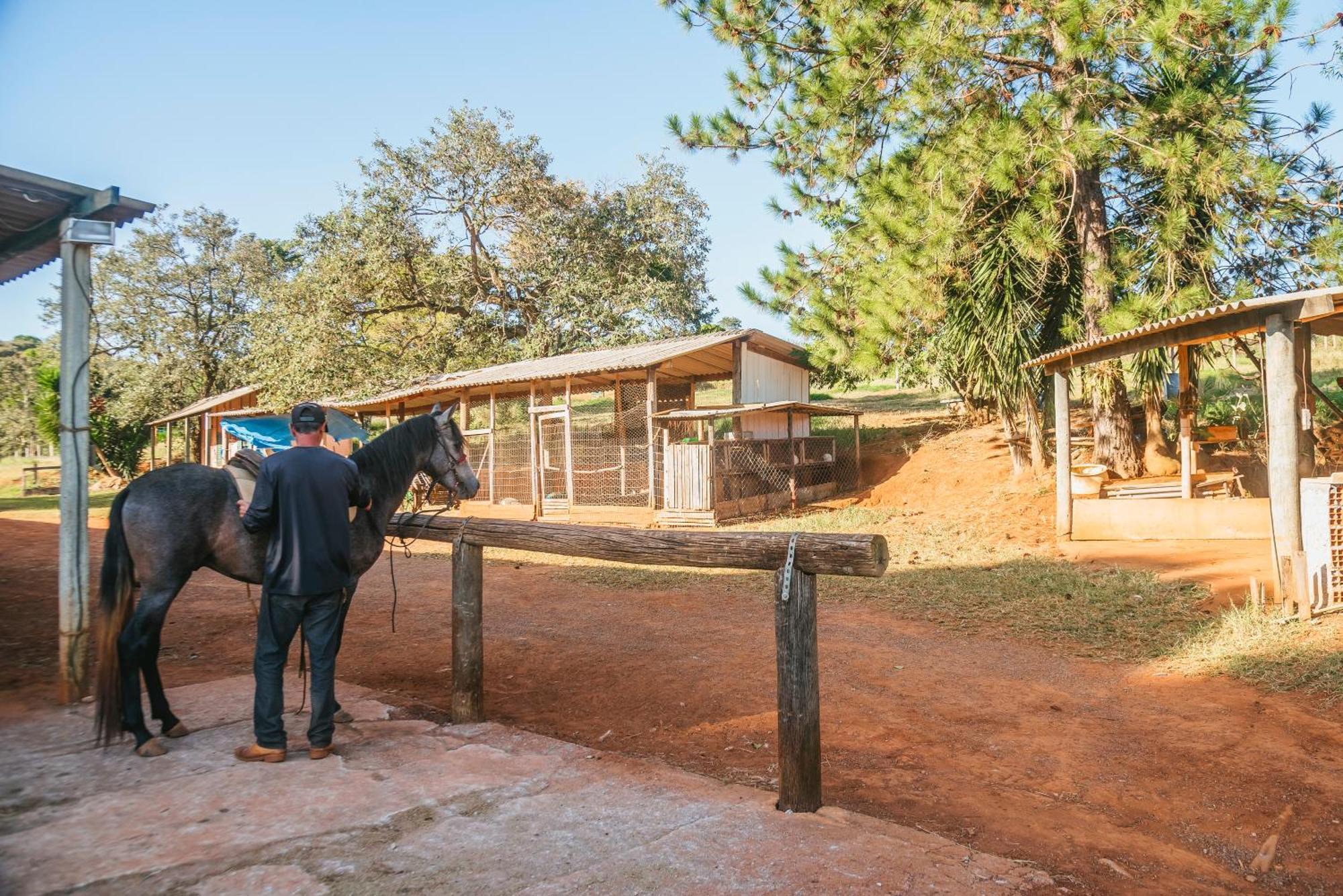 Hotel Fazenda Reviver Araçoiaba da Serra Esterno foto