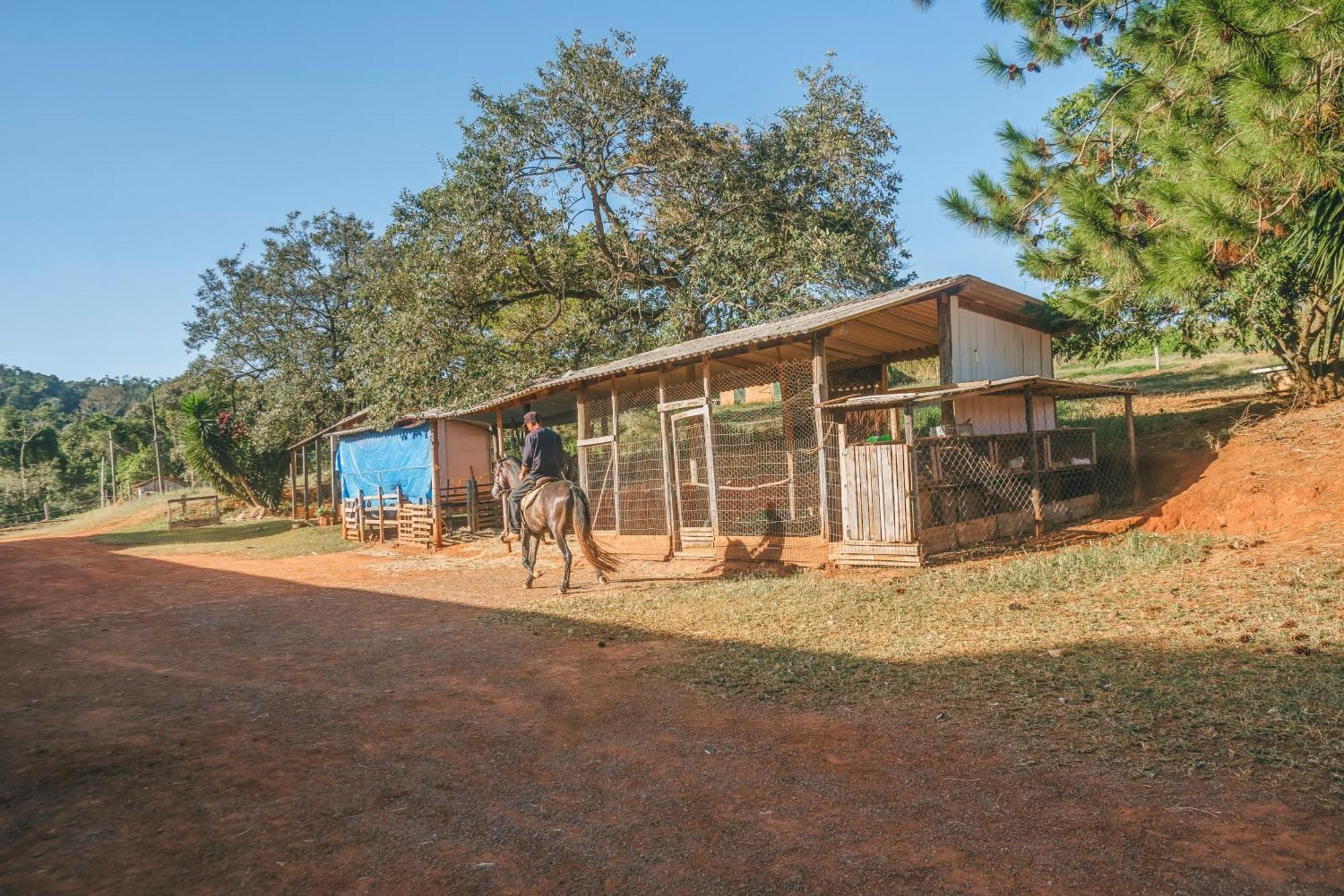 Hotel Fazenda Reviver Araçoiaba da Serra Esterno foto